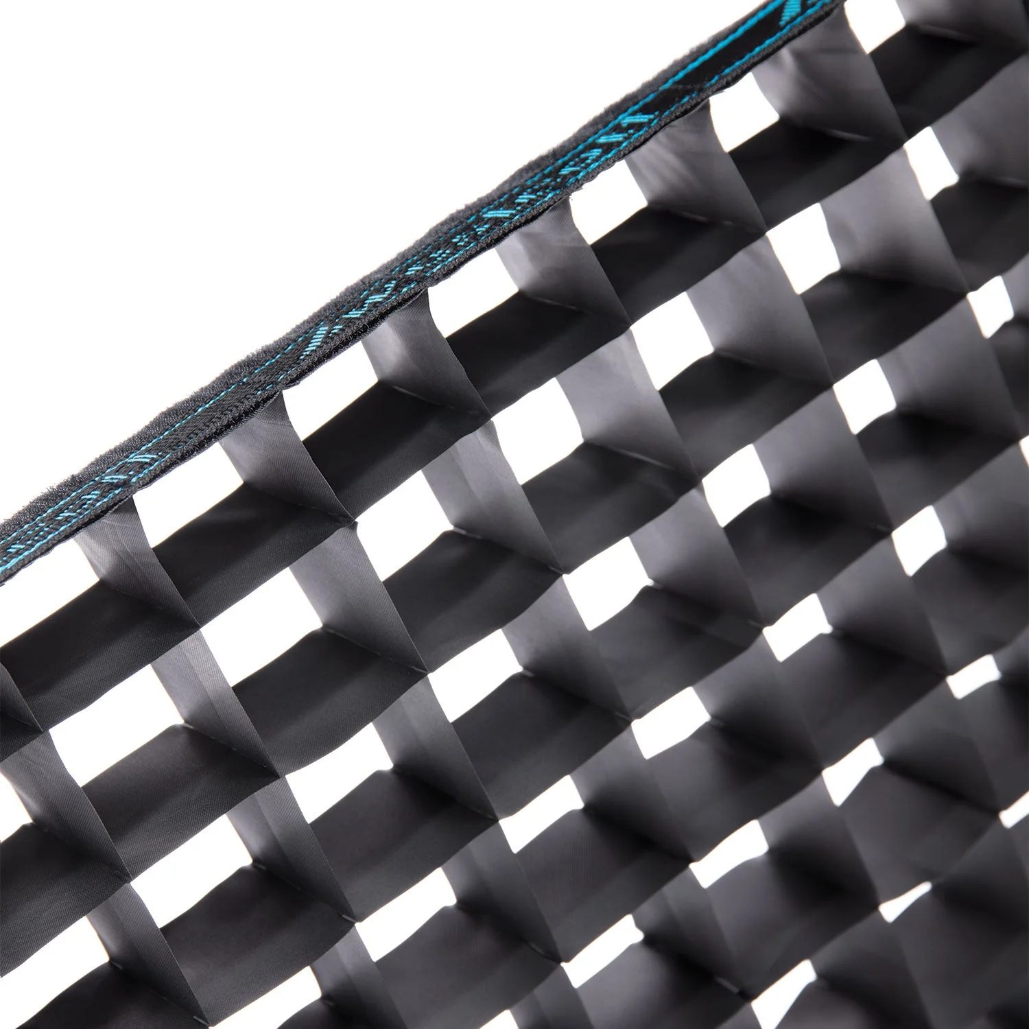 40-Degree Egg Crate Grid for Softbox 2x3 and 24"x32" - Image 3