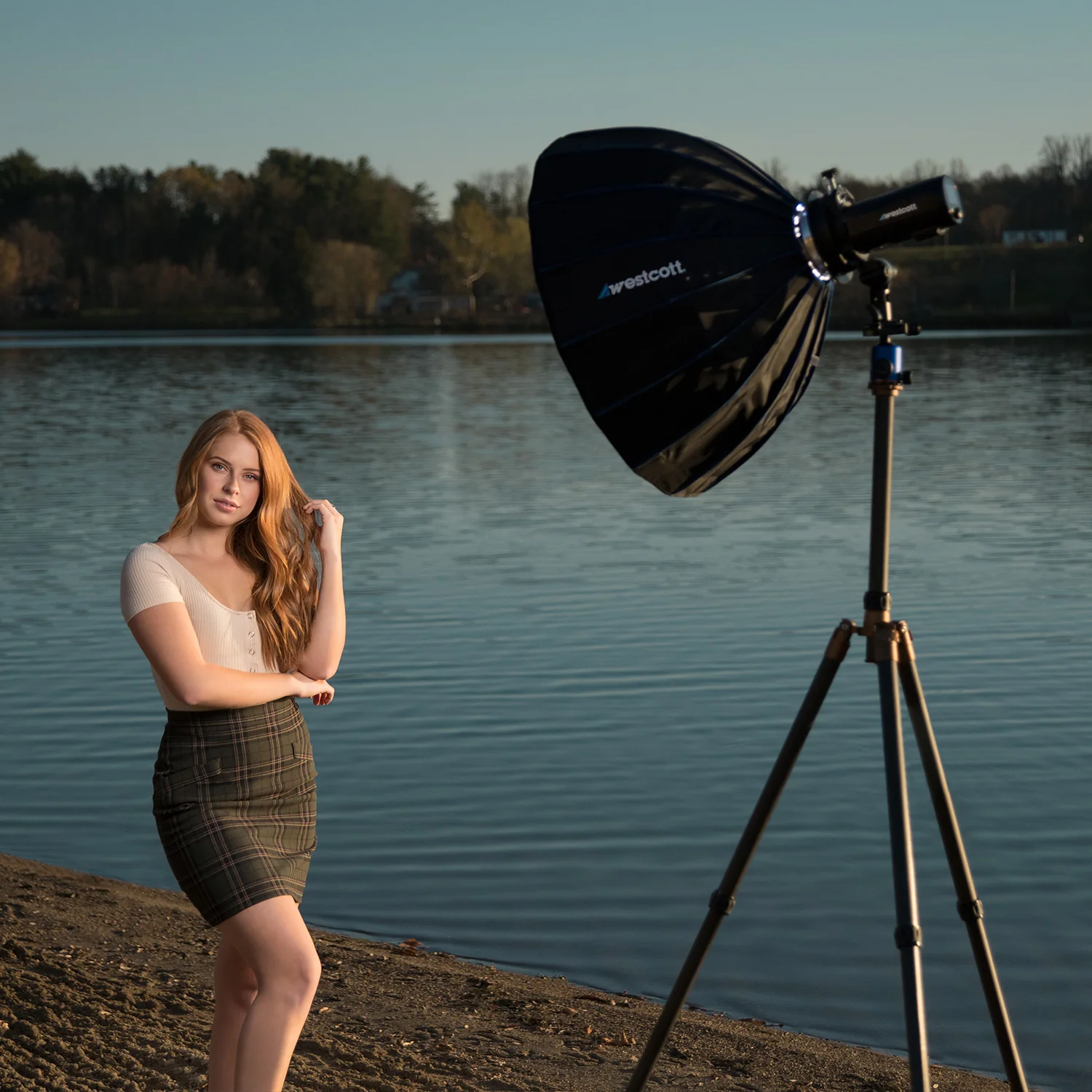 Beauty Dish Switch by Joel Grimes (24”) - Image 9