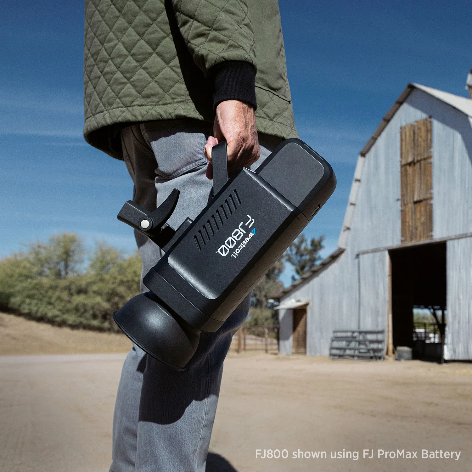 FJ800 Touchscreen Strobe with FJ Pro AC/DC Battery (800Ws) - Image 10