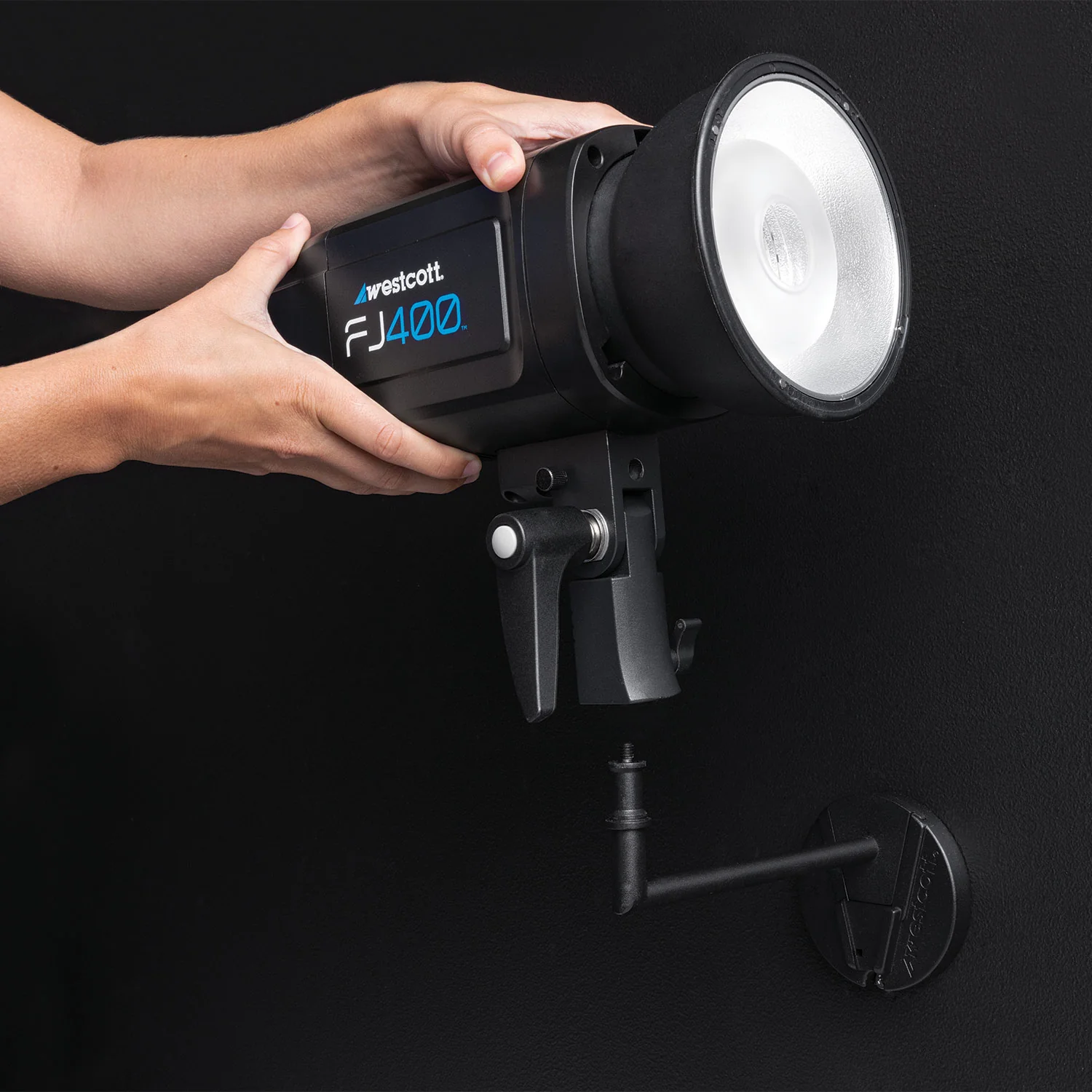 Float Wall Mount Arm Kit by Lindsay Adler - Image 3