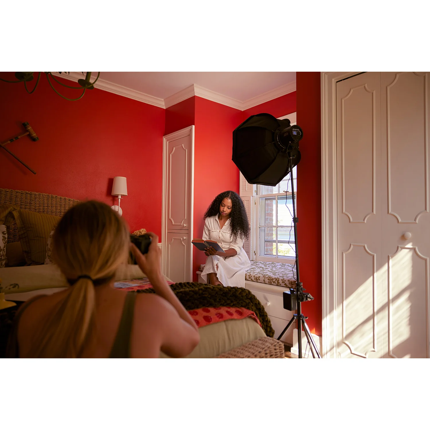 U60-B Bi-Color LED 1-Light Softbox Kit - Image 3