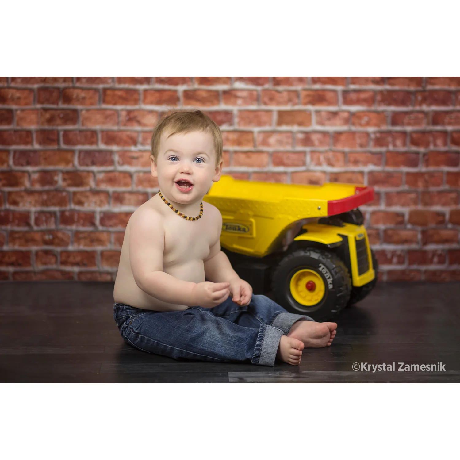 X-Drop Canvas Backdrop - Classic Brick Wall (5' x 7') - Image 2