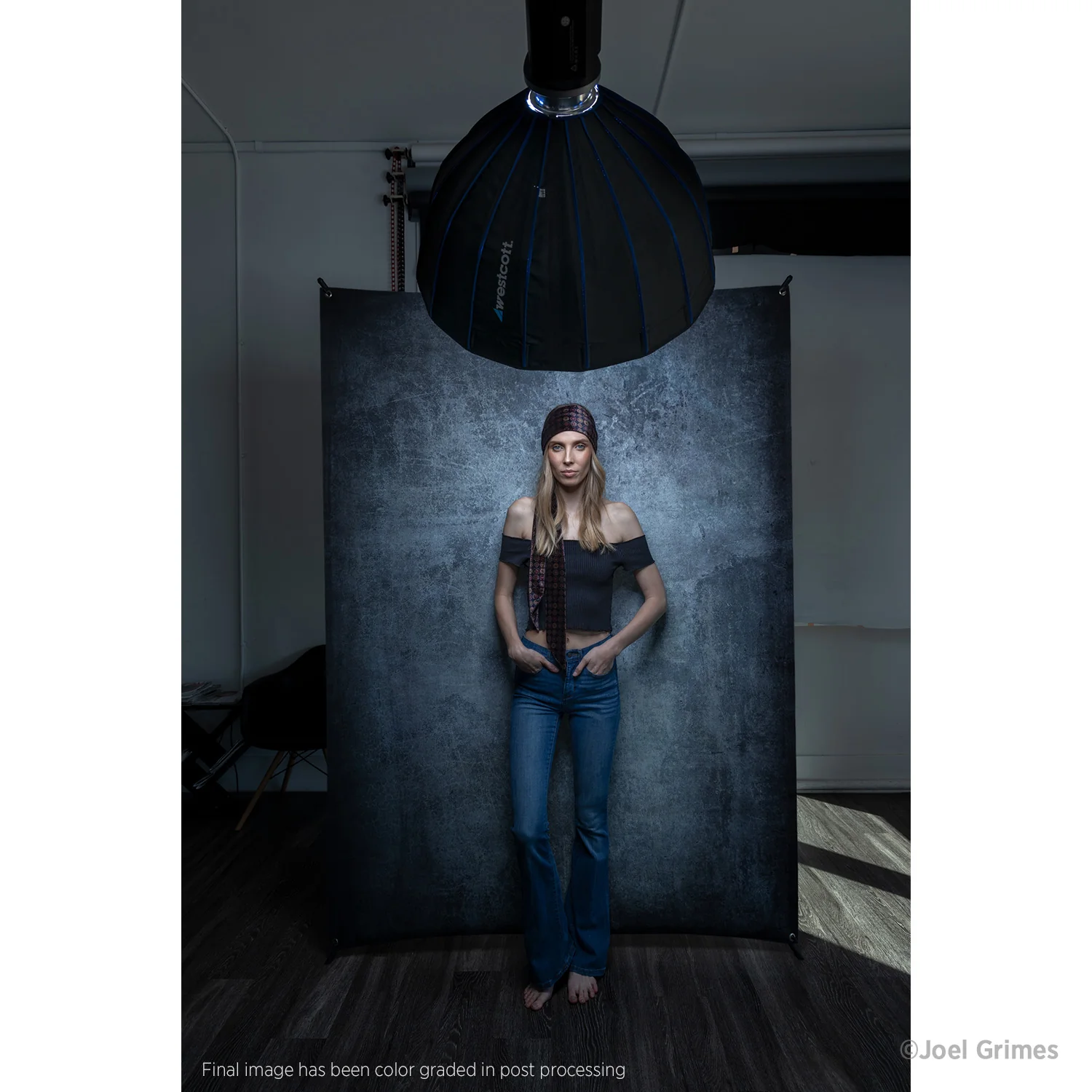 X-Drop Fabric Backdrop - Grunge Concrete by Joel Grimes (5' x 7') - Image 3